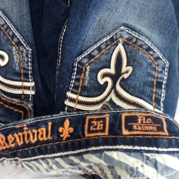 Rock Revival NWOT Women's 26 Skinny Flo Embellished Faux Leather Distressed - Picture 11 of 12